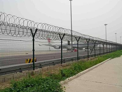 機(jī)場(chǎng)護(hù)欄網(wǎng)圖片3 機(jī)場(chǎng)護(hù)欄網(wǎng)圖片3