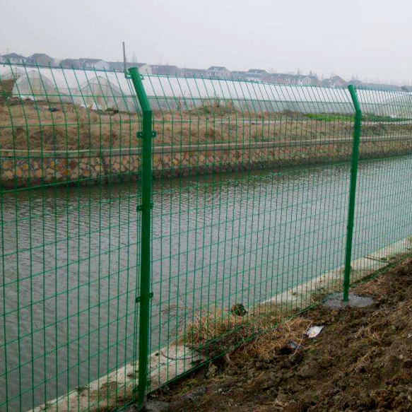 水源井圍網(wǎng)圖片1 水源井圍網(wǎng)圖片1