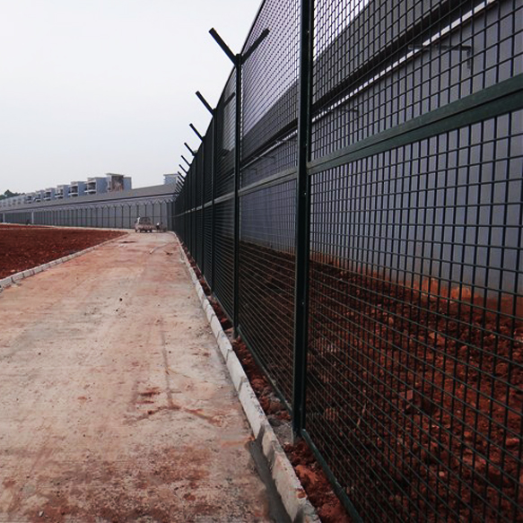 監(jiān)獄外部防護網(wǎng)圖片1 監(jiān)獄外部防護網(wǎng)圖片1