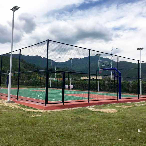 球場(chǎng)護(hù)欄網(wǎng)案例圖片1 球場(chǎng)護(hù)欄網(wǎng)案例圖片1