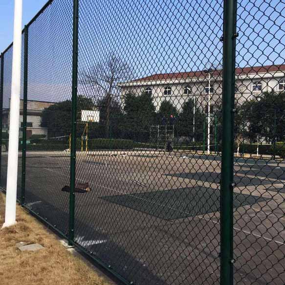 組裝式球場(chǎng)圍網(wǎng)介紹圖片1 組裝式球場(chǎng)圍網(wǎng)介紹圖片1