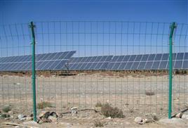 光伏發(fā)電護欄網(wǎng)圖片3 光伏發(fā)電護欄網(wǎng)圖片3