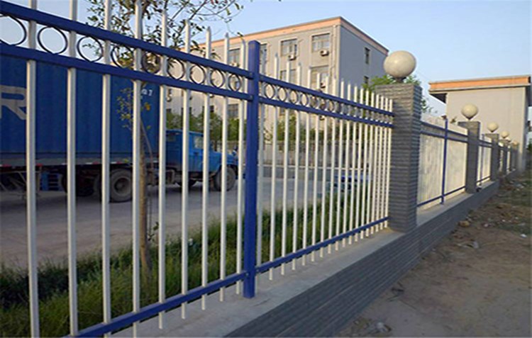 別墅陽臺護欄圖片4 別墅陽臺護欄圖片4