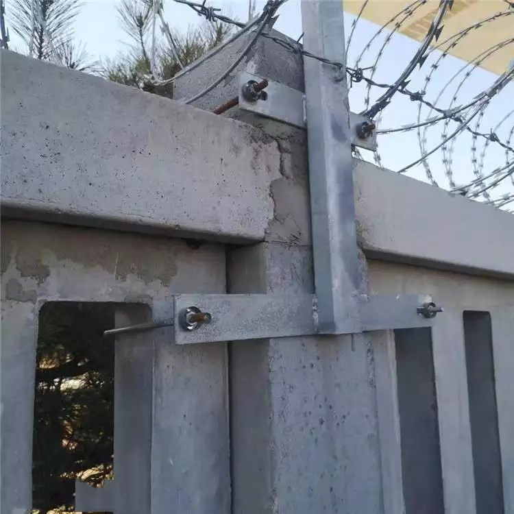 304不銹鋼刀片刺繩圖片4 304不銹鋼刀片刺繩圖片4