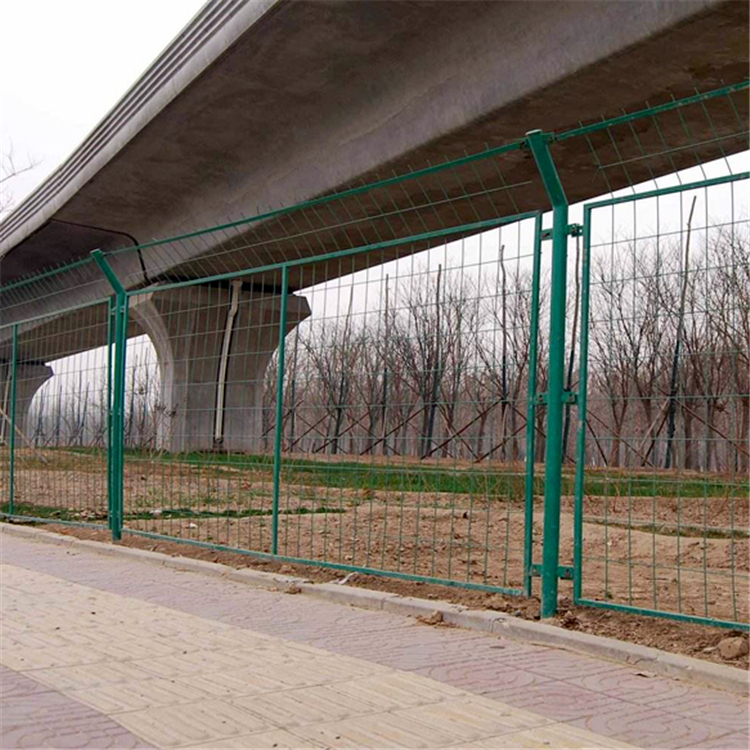 公路防護網(wǎng)圖片2