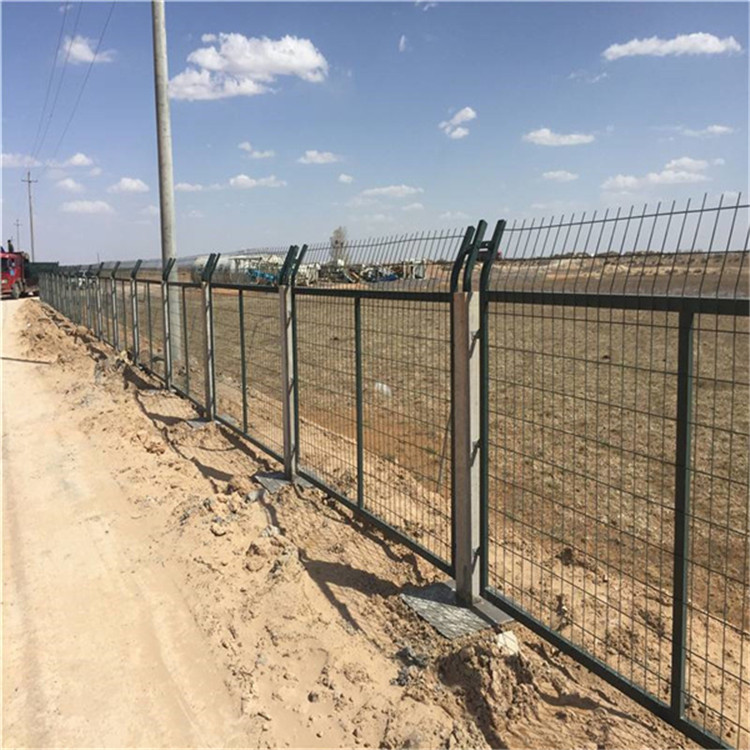 8001鐵路防護(hù)柵欄圖片3 8001鐵路防護(hù)柵欄圖片3