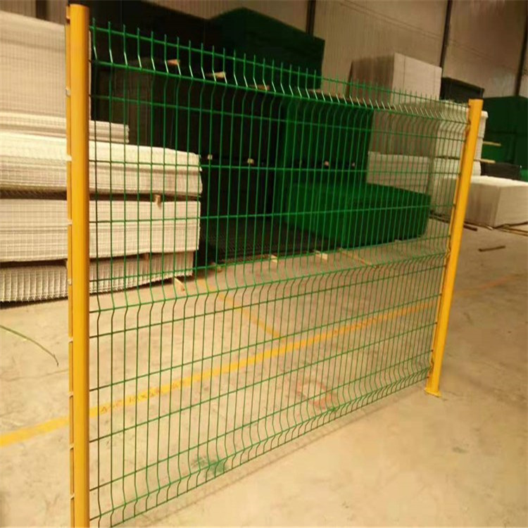 小區(qū)桃型柱護(hù)欄網(wǎng)圖片1 小區(qū)桃型柱護(hù)欄網(wǎng)圖片1